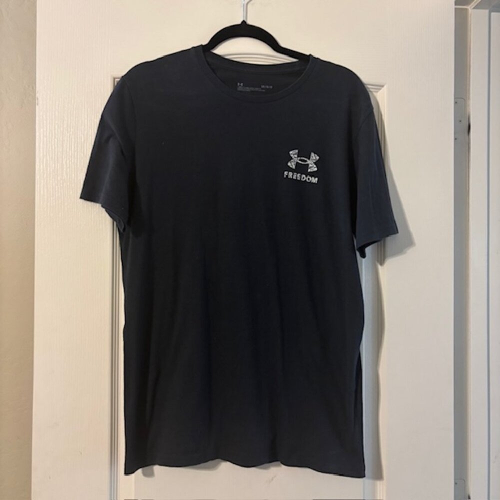 Men's Black Under Armour Shirt SZ L